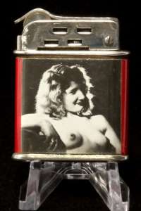 Meteor Lift Arm Lighter w/ Risque Picture