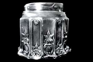 Ronson Colonial Table Lighter