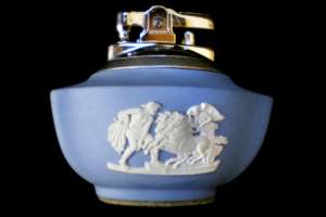 Ronson Wedgewood Table Lighter