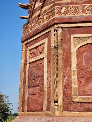 Hiran Minar - Elephant Tower