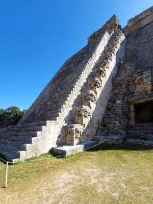 Uxmal - Piramide del Adivino