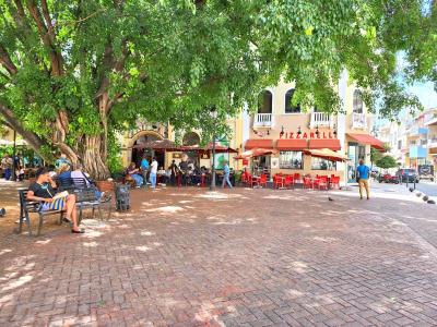 Columbus Park