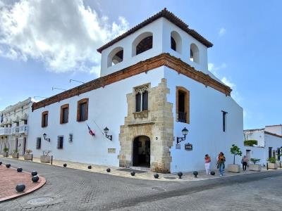Casa Tostado