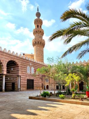 Amir Aq Sunor Mosque