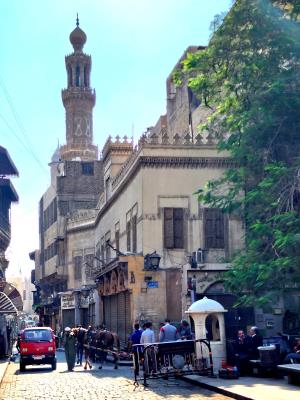 Scenes on Al-Mu'izz Street