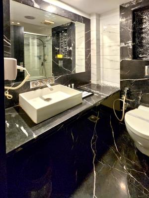 Hotel in Delhi