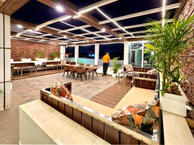 Hotel in Delhi