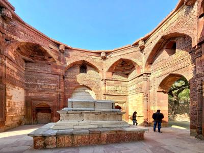 Tomb od Iltutmish