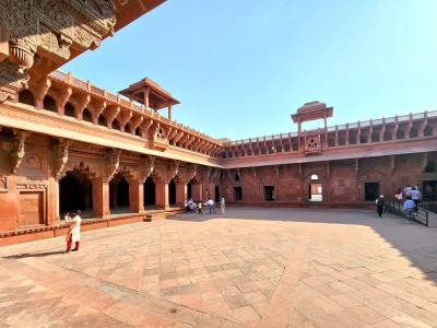Jahangiri Mahal - Agra Fort Complex