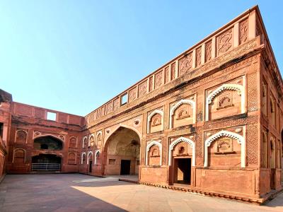 Jahangiri Mahal - Agra Fort Complex