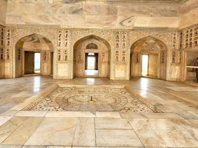 Muthamman Burj - Agra Fort Complex