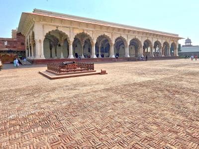 Diwan-i-Aam - Agra Fort Complex
