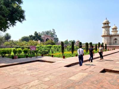 Itimad-ud-Daulah's Tomb - Baby Taj