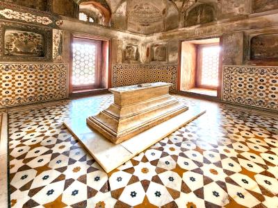 Itimad-ud-Daulah's Tomb - Baby Taj