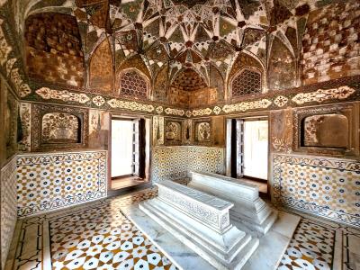 Itimad-ud-Daulah's Tomb - Baby Taj
