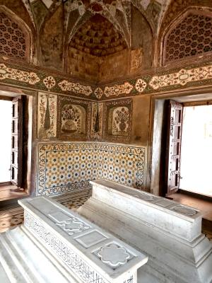 Itimad-ud-Daulah's Tomb - Baby Taj
