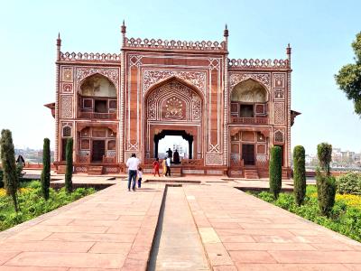Itimad-ud-Daulah's Tomb - Baby Taj