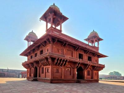 Diwan-i-Khas - Jewel House