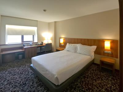 Ramada by Wyndham - Lisbon