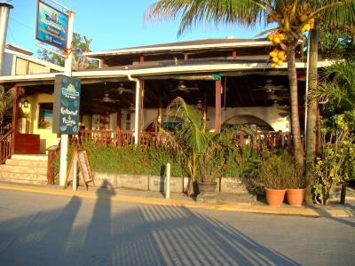 Roatan Dive Resort