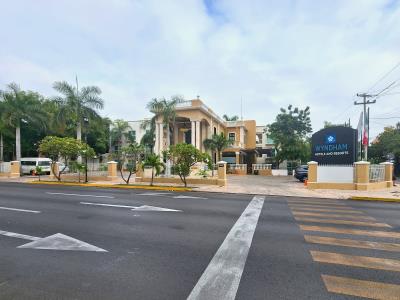 Wyndham Merida Hotel