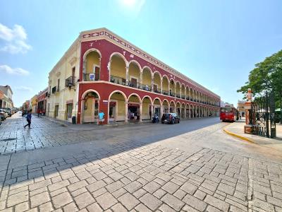 Buildings Surrounding Independence Square